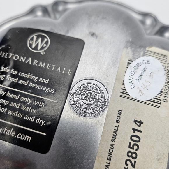 Wilton Armetale Bowl - Picture 8 of 11